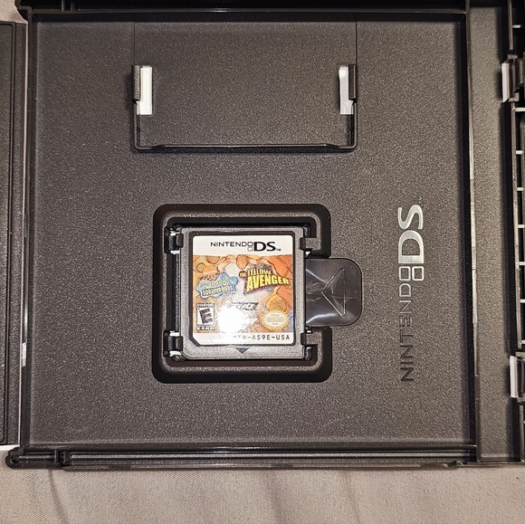 Spongebob Squarepants The Yellow Avenger Nintendo DS Game *Complete* - Picture 2 of 4